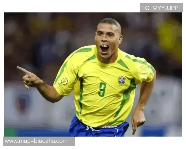 巴西历史足球十大传奇球星盘点及其辉煌成就回顾